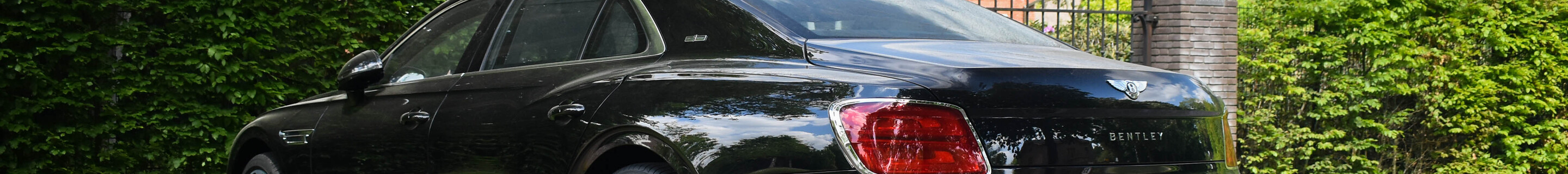 Bentley Flying Spur V8 2021 First Edition
