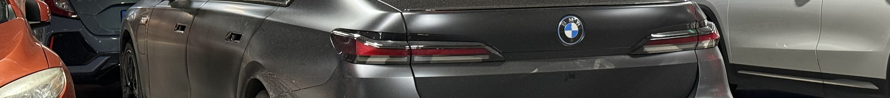 BMW M760e xDrive