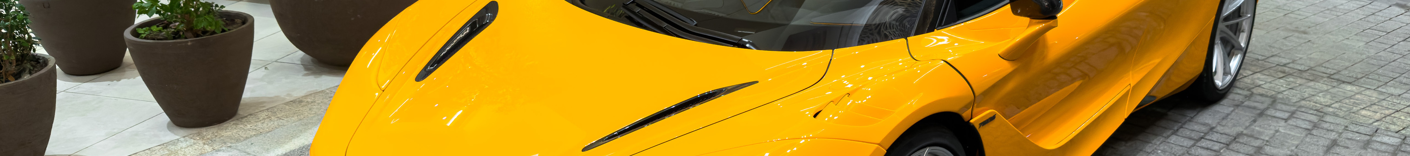 McLaren 750S