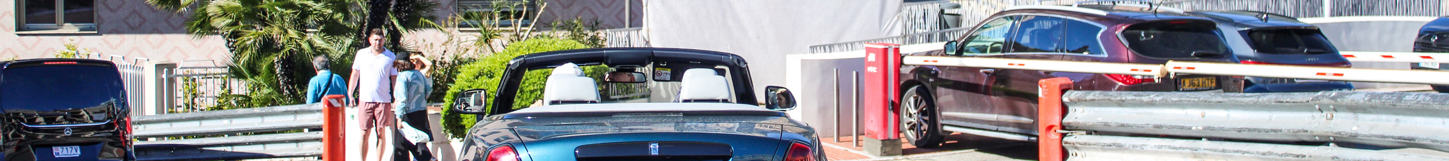 Rolls-Royce Dawn Black Badge