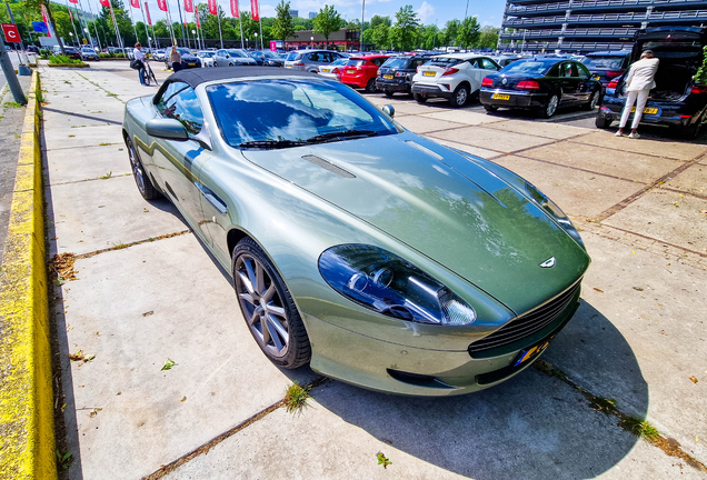 Aston Martin DB9 Volante