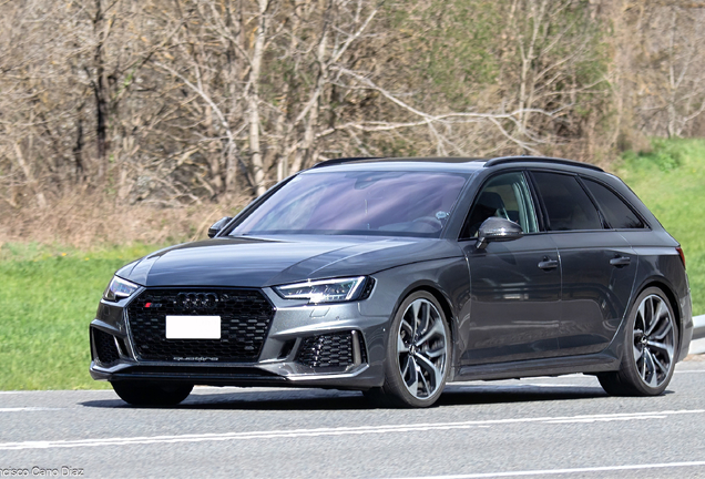 Audi RS4 Avant B9