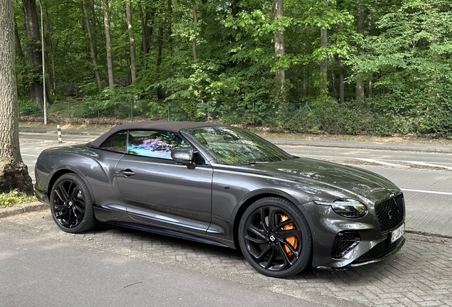 Bentley Continental GTC S 2025