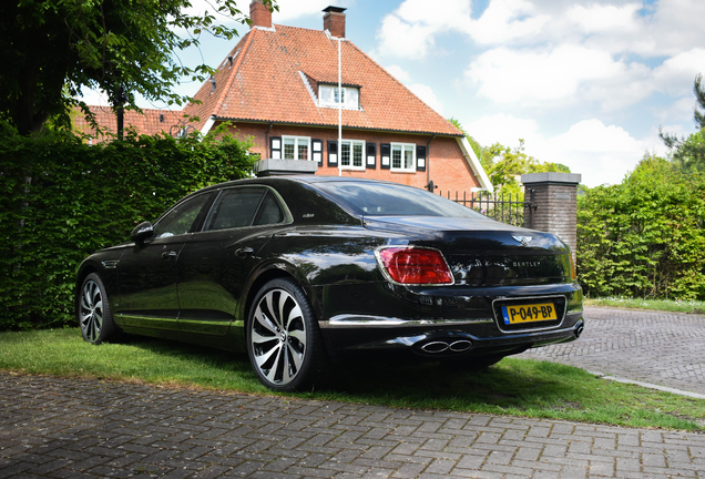 Bentley Flying Spur V8 2021 First Edition