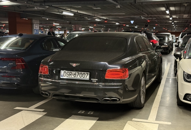 Bentley Flying Spur V8