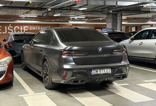 BMW M760e xDrive