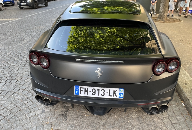 Ferrari GTC4Lusso