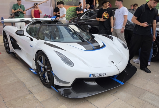 Koenigsegg Jesko Attack