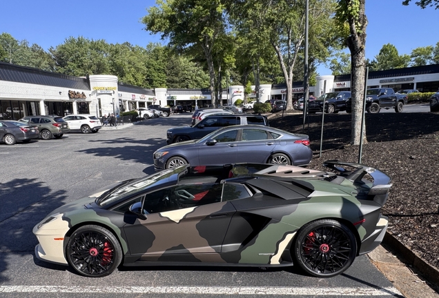 Lamborghini Aventador S LP740-4 Roadster