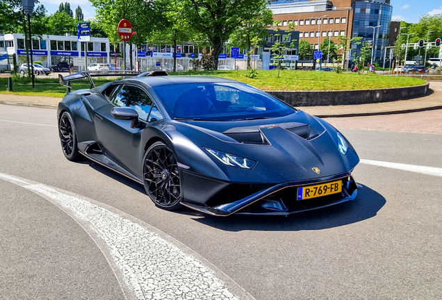 Lamborghini Huracán LP640-2 STO