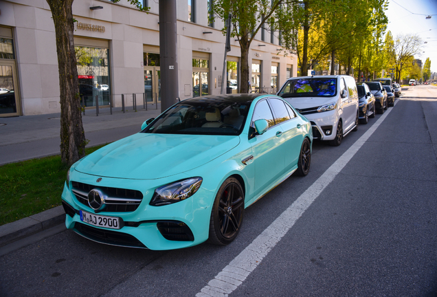 Mercedes-AMG E 63 S W213