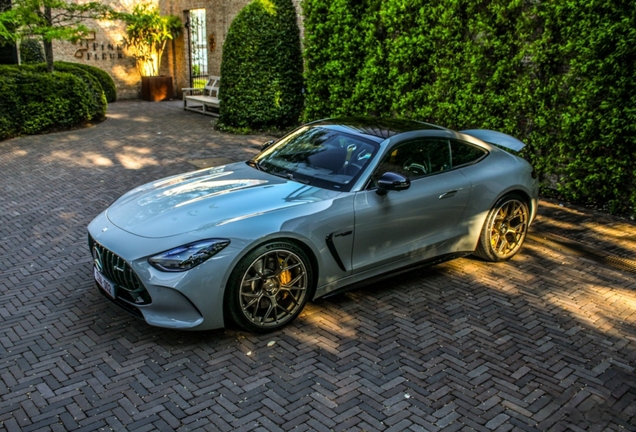 Mercedes-AMG GT 63 C192