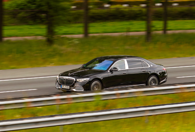 Mercedes-Maybach S 680 X223