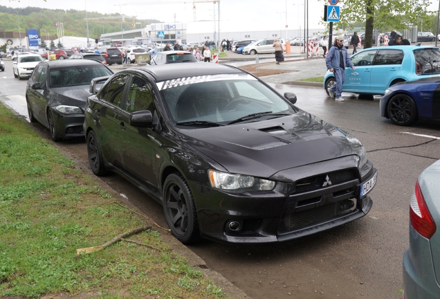 Mitsubishi Lancer Evolution X