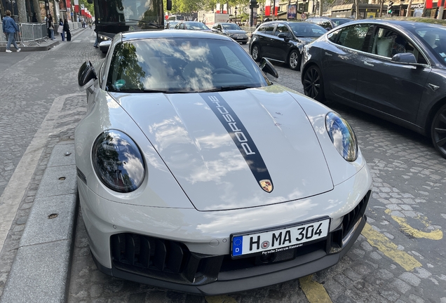 Porsche 992 Carrera 4 GTS MkII