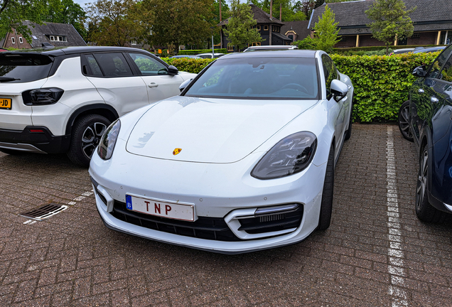 Porsche 971 Panamera GTS MkII
