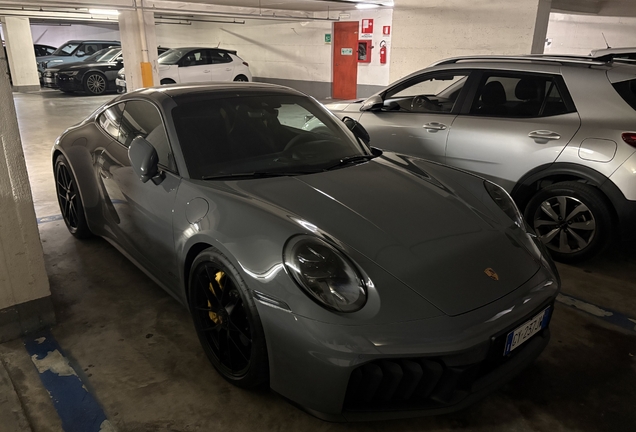 Porsche 992 Carrera 4 GTS MkII