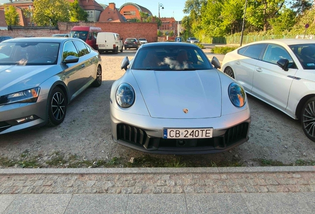Porsche 992 Carrera 4 GTS MkII