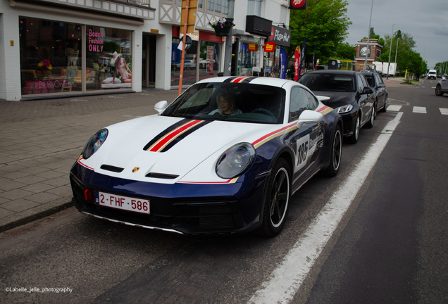 Porsche 992 Dakar