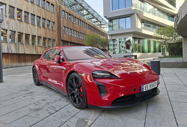 Porsche Taycan GTS Sport Turismo MkI