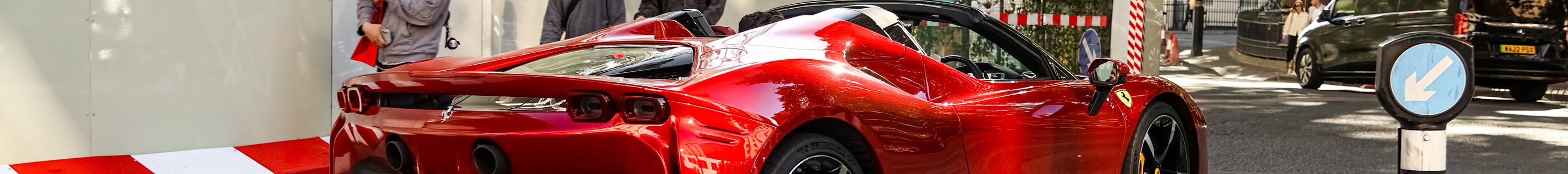 Ferrari SF90 Spider