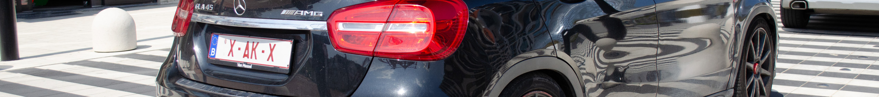 Mercedes-Benz GLA 45 AMG Edition 1