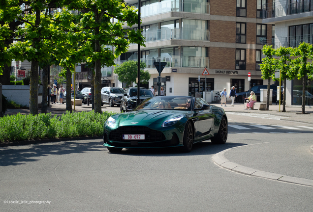 Aston Martin DB12 Volante