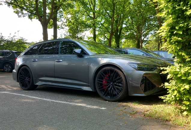 Audi RS6 Avant C8