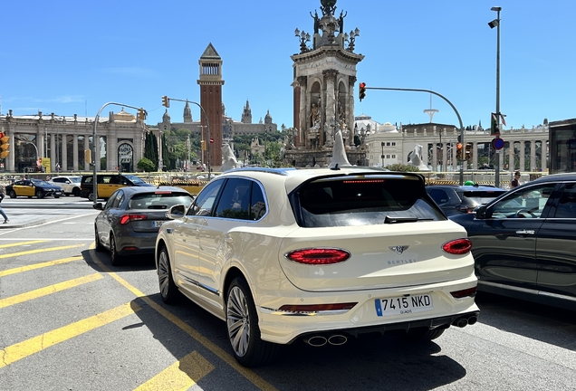 Bentley Bentayga Azure 2024