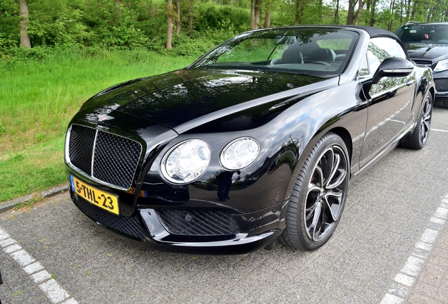 Bentley Continental GTC V8