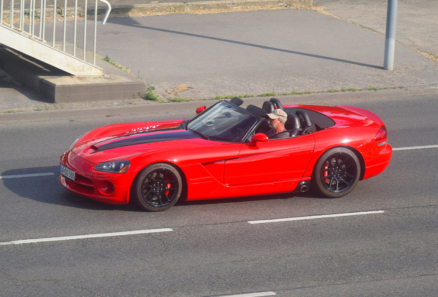 Dodge Viper SRT-10 Roadster 2003