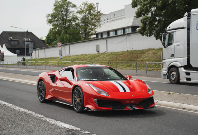 Ferrari 488 Pista