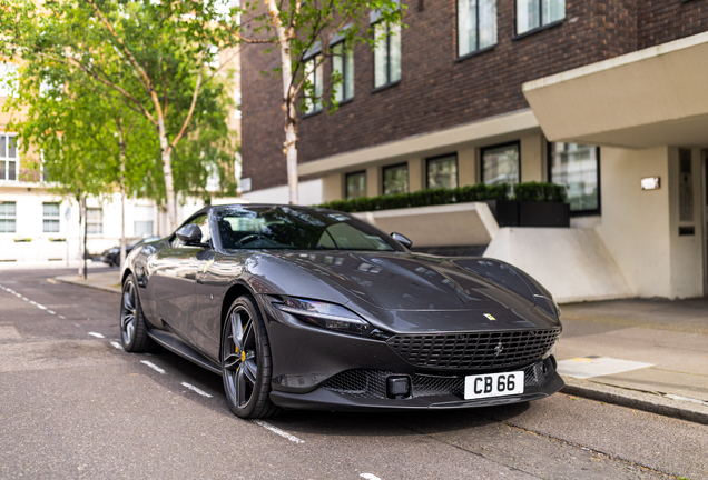 Ferrari Roma Spider