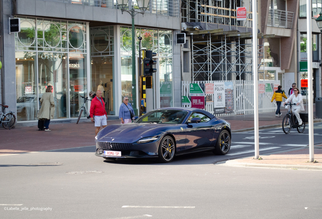 Ferrari Roma Spider