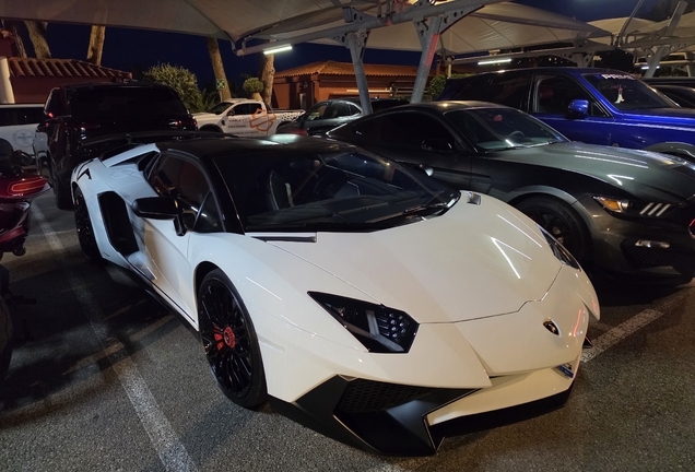 Lamborghini Aventador LP750-4 SuperVeloce Roadster