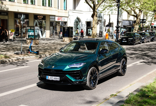 Lamborghini Urus S
