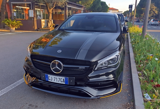 Mercedes-AMG CLA 45 C117 Yellow Night Edition