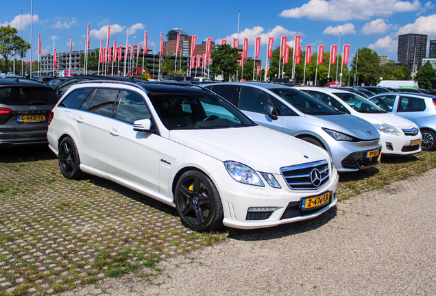 Mercedes-Benz E 63 AMG S212