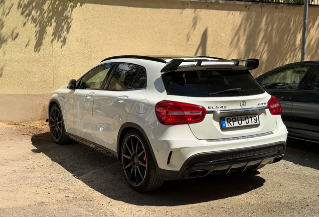 Mercedes-Benz GLA 45 AMG X156
