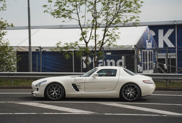 Mercedes-Benz SLS AMG