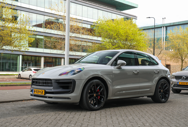 Porsche 95B Macan GTS MkIII