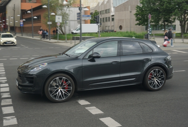Porsche 95B Macan GTS MkIII