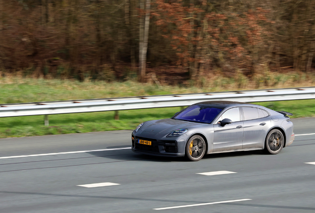 Porsche 972 Panamera Turbo S E-Hybrid
