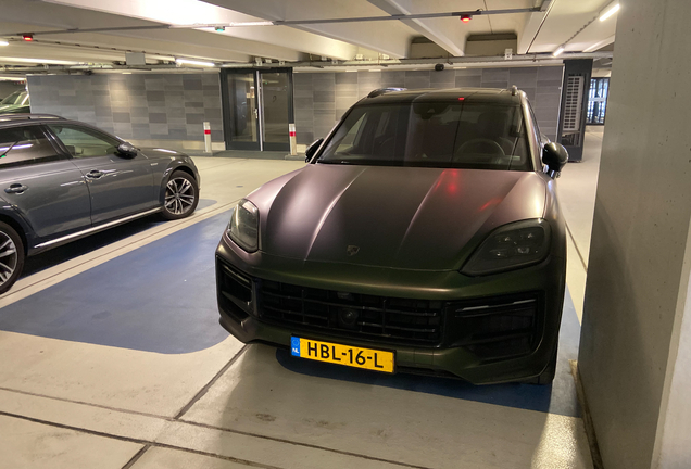Porsche 9YA Cayenne Turbo E-Hybrid