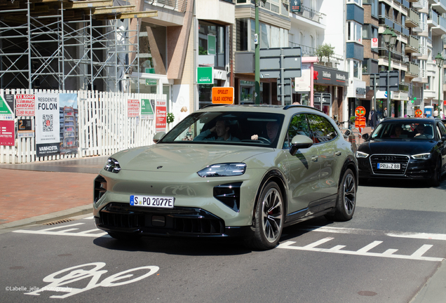 Porsche Cayenne Turbo Electric
