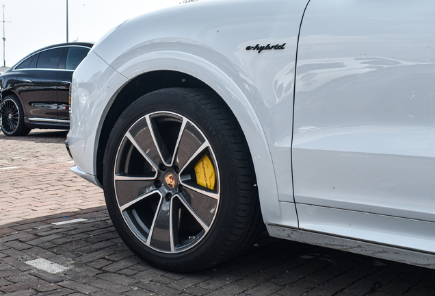 Porsche Cayenne Turbo S E-Hybrid