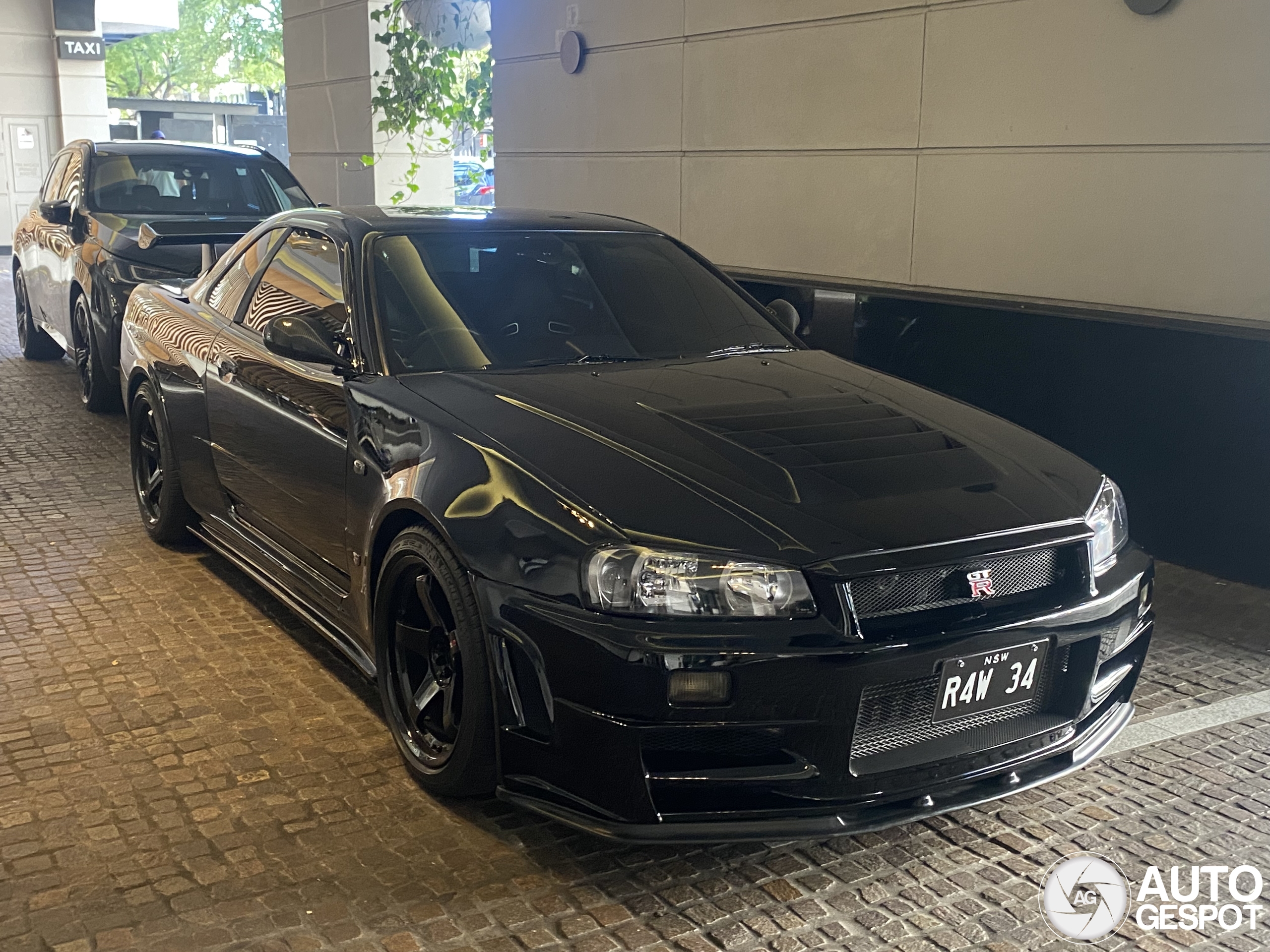 Nissan Skyline R34 GT-R M-Spec Nismo Clubman Race Spec