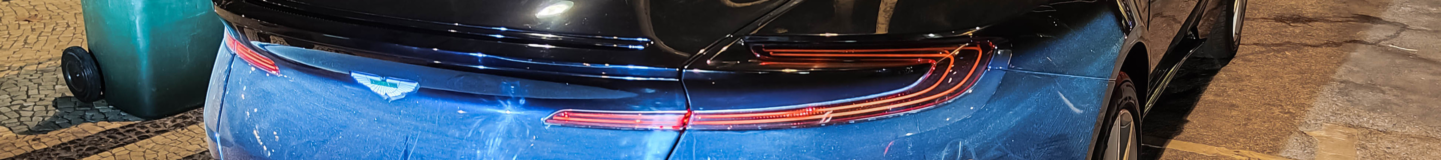 Aston Martin DB11