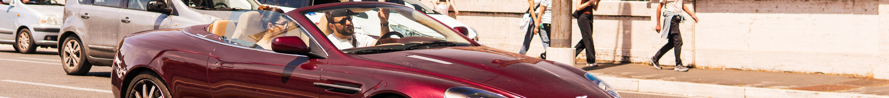 Aston Martin DB9 Volante