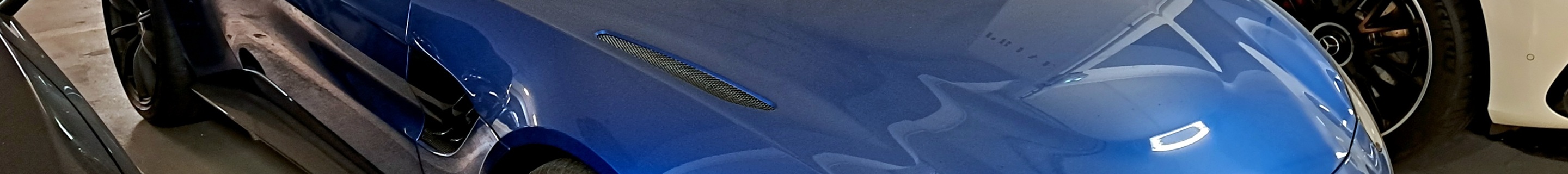 Aston Martin V8 Vantage 2018